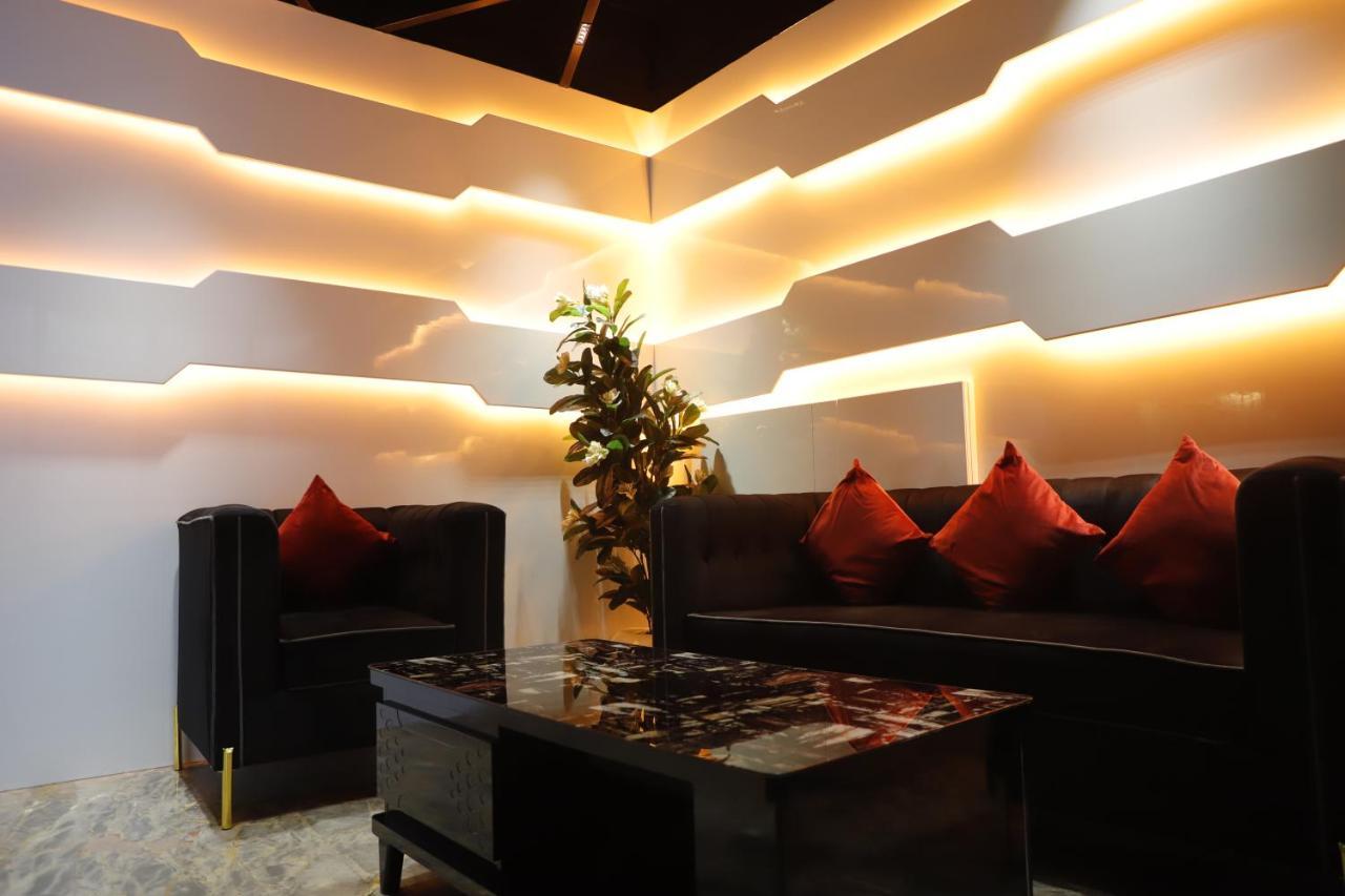 Hotel Trax International ジャムシェードプル エクステリア 写真